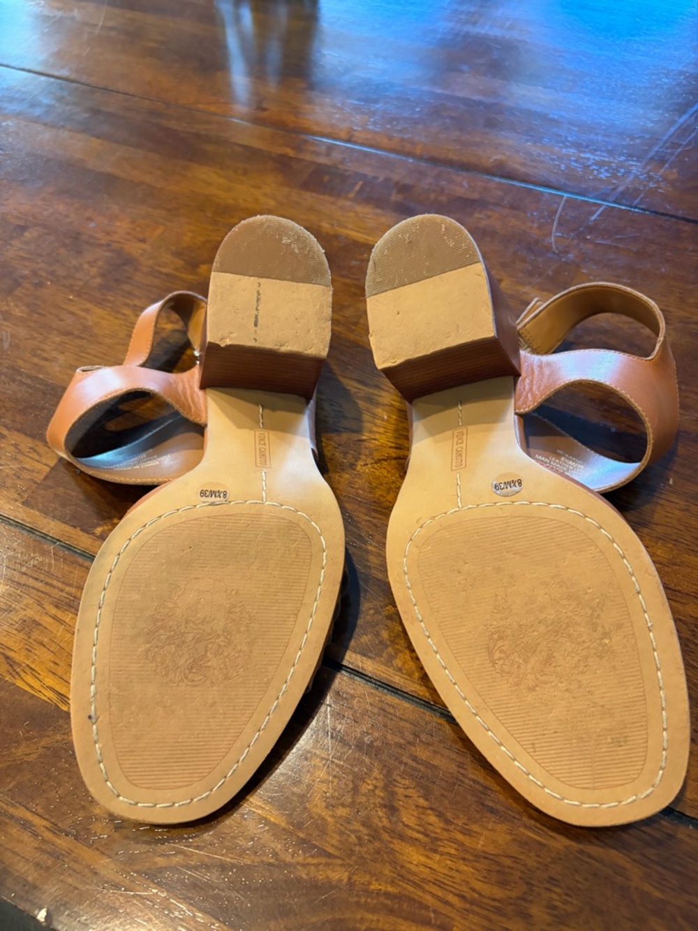 Vince Camuto Karmelo Block Heel Leather Sandal, Tan, 8.5 - Picture 8 of 9